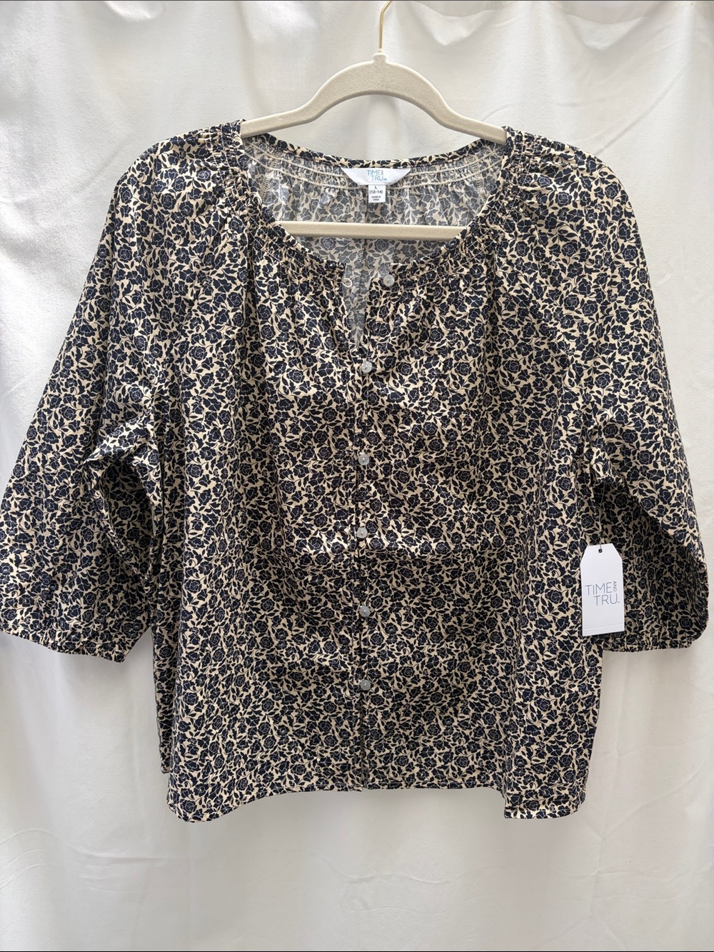 Time and Tru Navy and Cream Floral Button-Front Cotton Blouse L